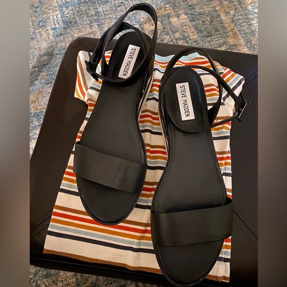 Steve Madden Black Minimalist Sandals
